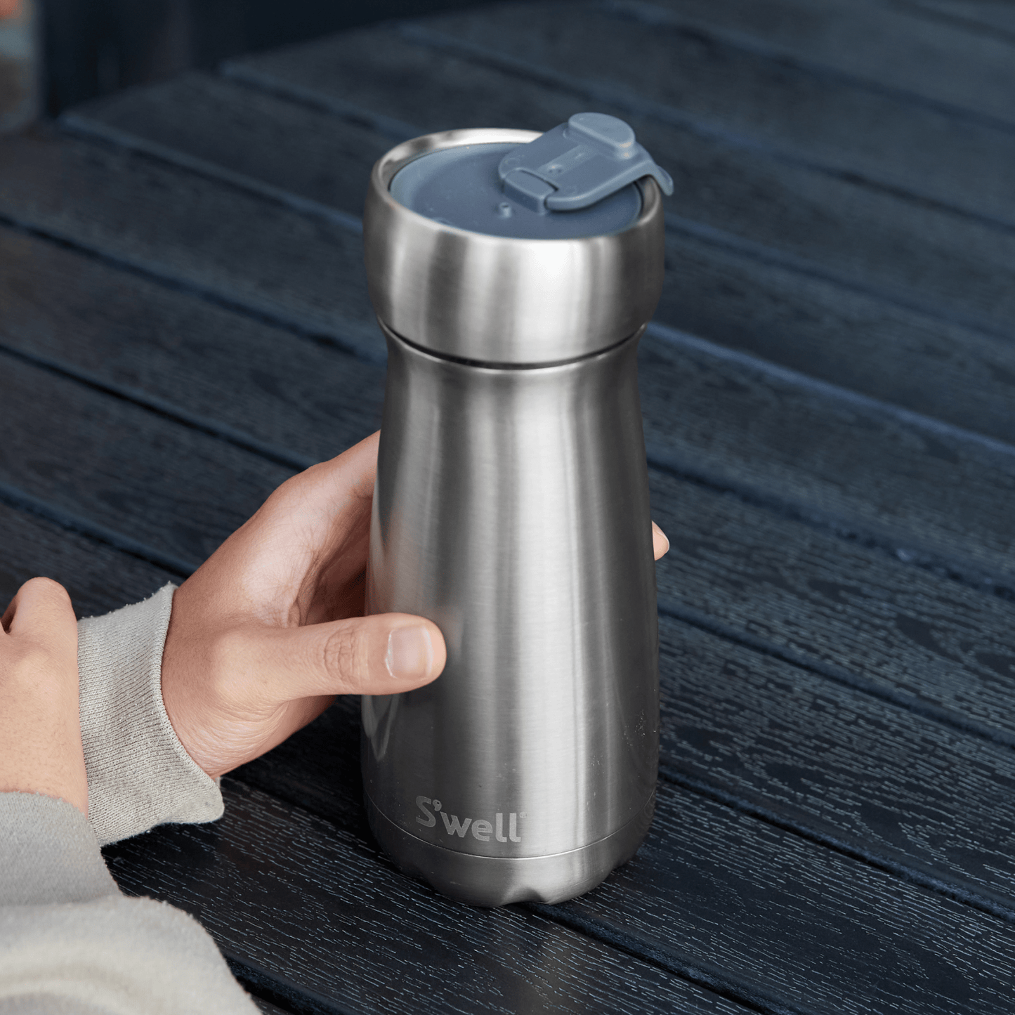 commuter-lid-l0 Swell-Commuter-Lid-Lifestyle.png
