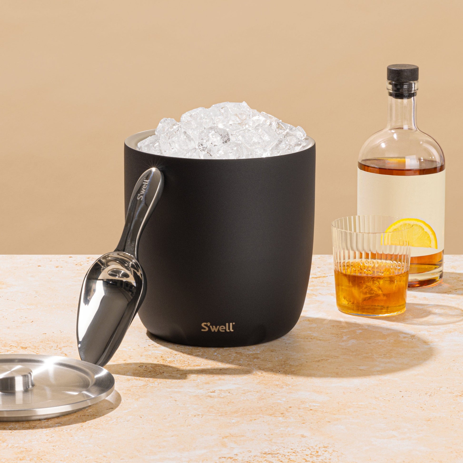 xl-sip-and-chill-bundle-g4 SwellONYXXLBARWARESETLifestyle.jpg